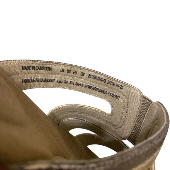 Clarks Ada Lilah Sandals 7 EU 37.5 Gold Leather Flat Slide Comfort Summer Casual - Picture 5 of 5